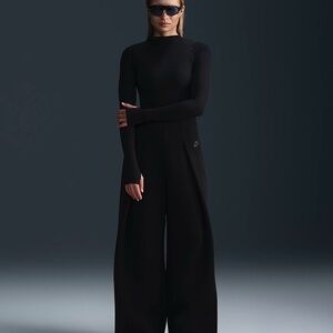 Nike Sportswear Tech Fleece Pleated Pants